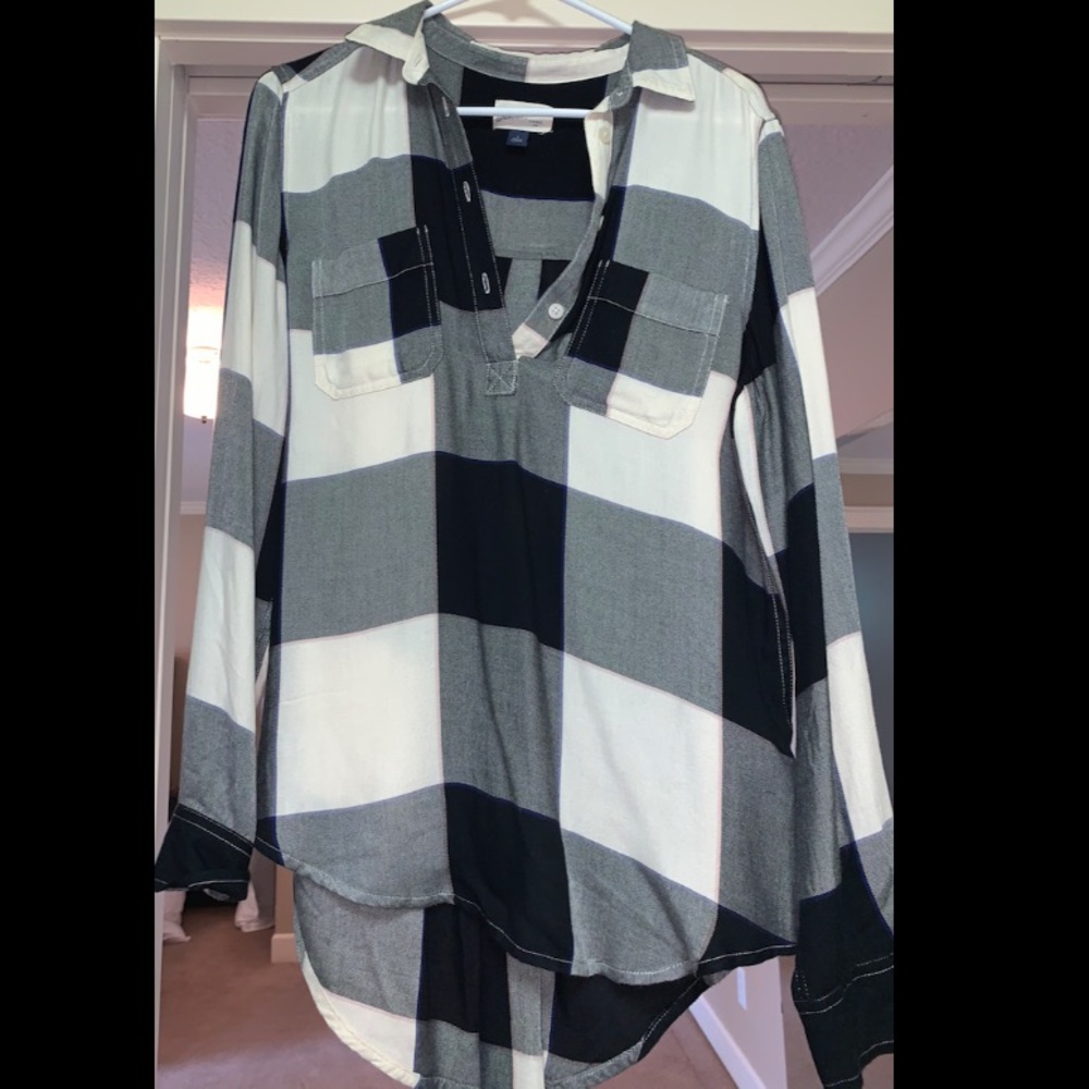 Half button up flannel- never worn